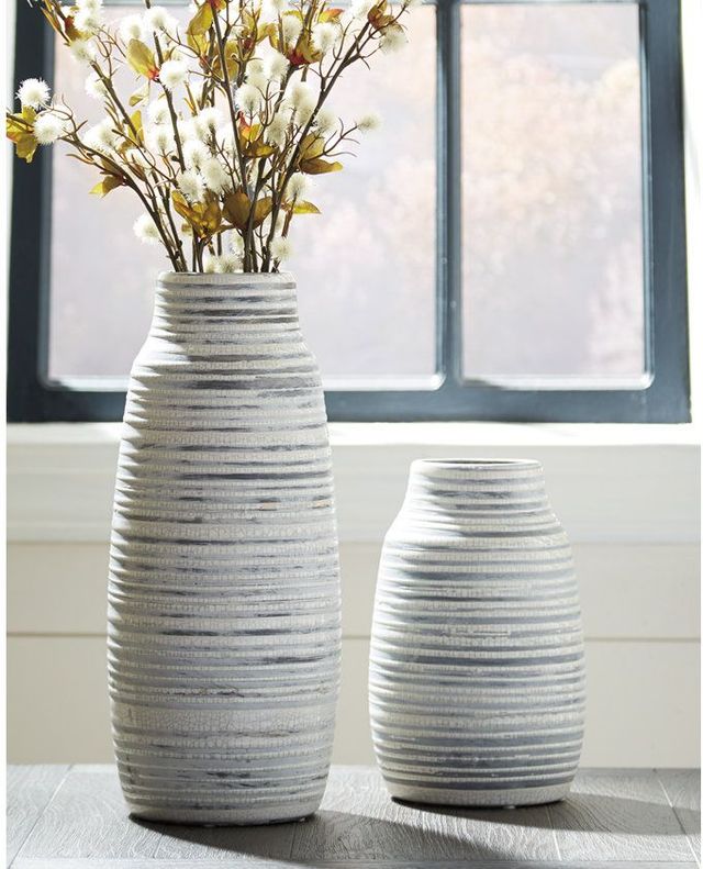 Signature Design by Ashley® Donaver 2-Piece Gray/White Vase Set-1