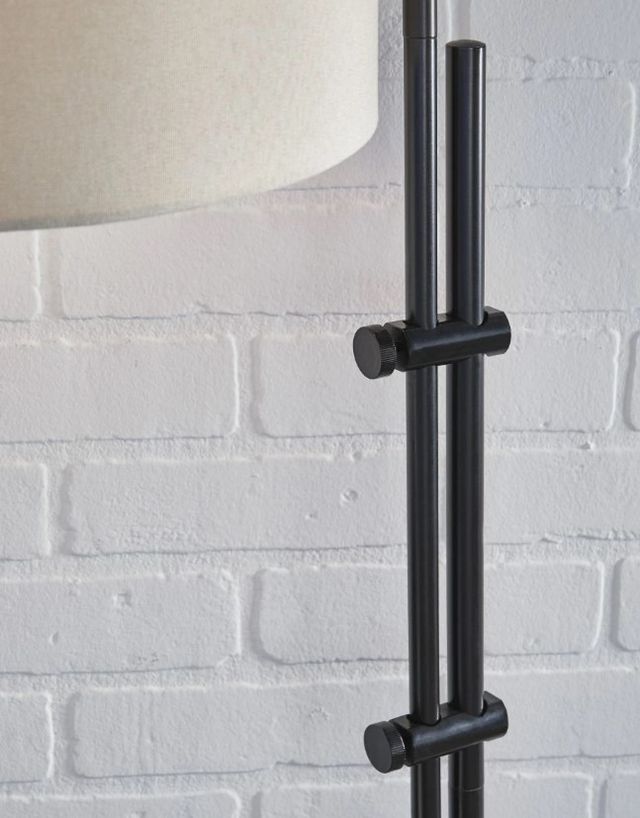 Signature Design by Ashley® Baronvale Black Metal Floor Lamp-1