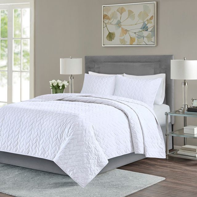 Olliix by Madison Park 3 Piece White King/California King Noel Reversible Coverlet Set-0