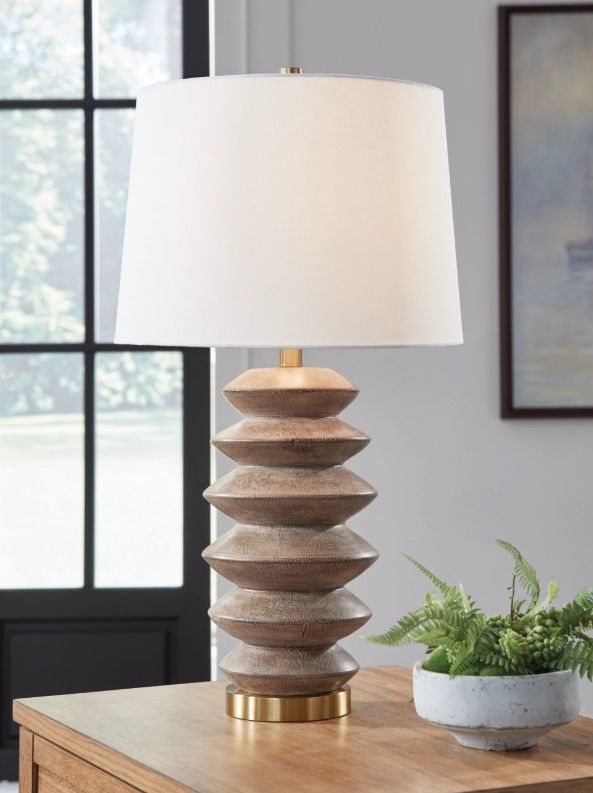Signature Design by Ashley® Jyllyard Brown Table Lamp-2