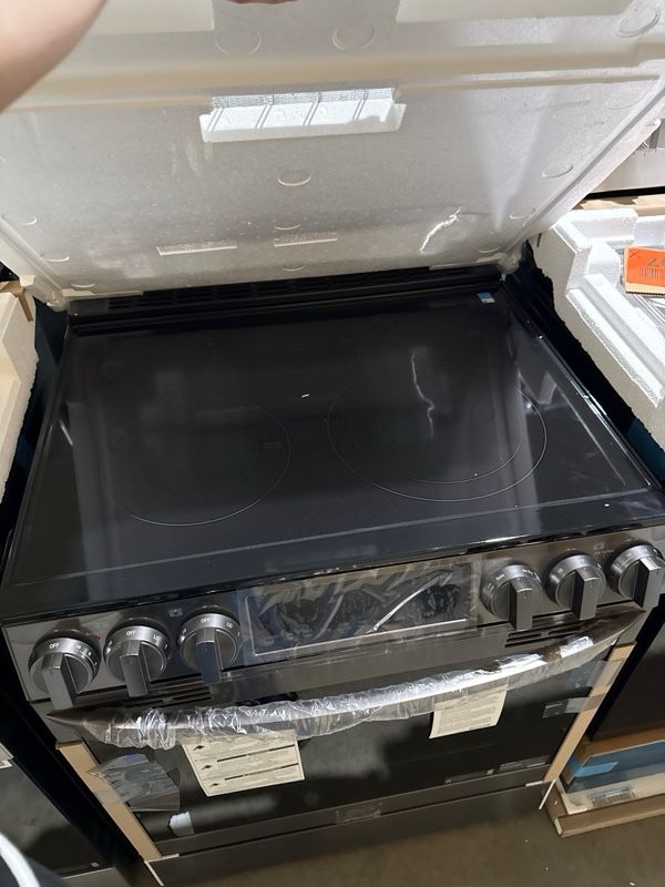 Clearance LG 30"  PrintProof™ Black Stainless Steel Slide-In Electric Range-1