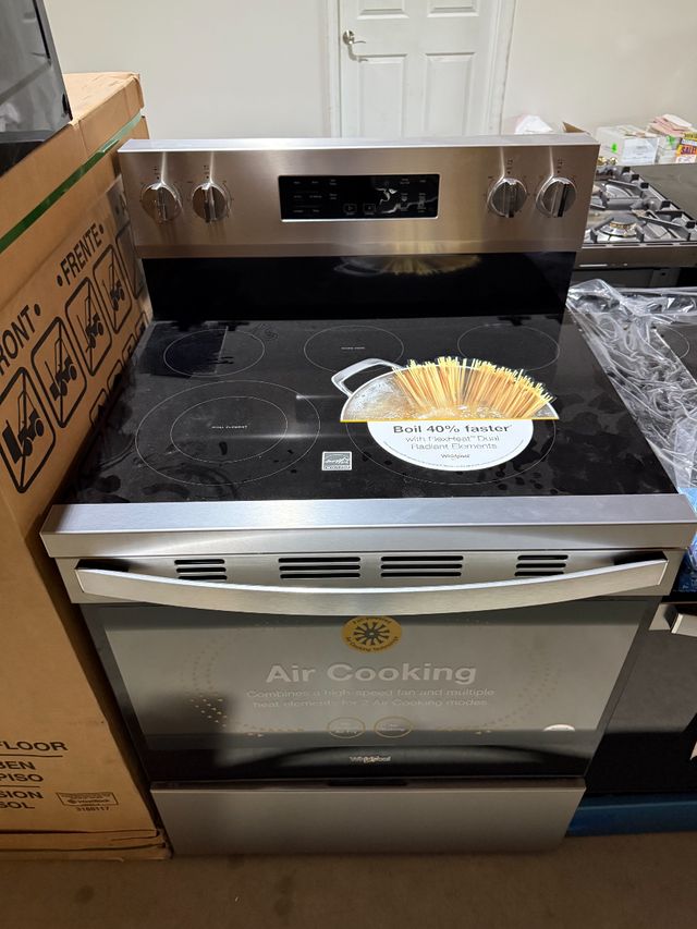 Clearance Whirlpool® 30"  Fingerprint Resistant Stainless Steel Freestanding Electric Range -1