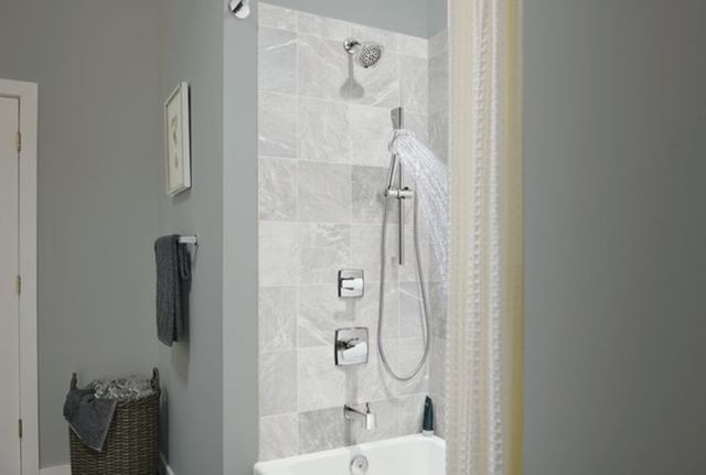 Peerless Ezra® Chrome In-Wall Diverter Trim-2