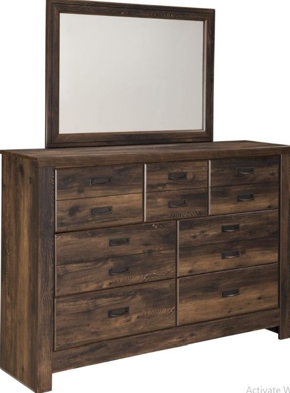 Signature Design by Ashley® Quinden 4-Piece Dark Brown King Panel Bed Set-2