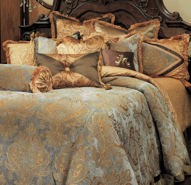Michael Amini® Elizabeth 12-Piece Aqua Queen Comforter Set-8