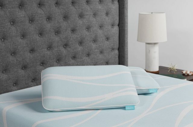 Tempur-Pedic® TEMPUR-Breeze® ProLo + Advance Cooling Medium Queen Bed Pillow-2