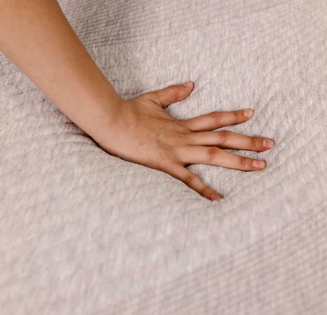 BedTech 8" Gel Memory Foam Firm Tight Top Queen Mattress in a Box-3