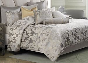 Michael Amini® Assisi 9-Piece Platinum Queen Comforter Set