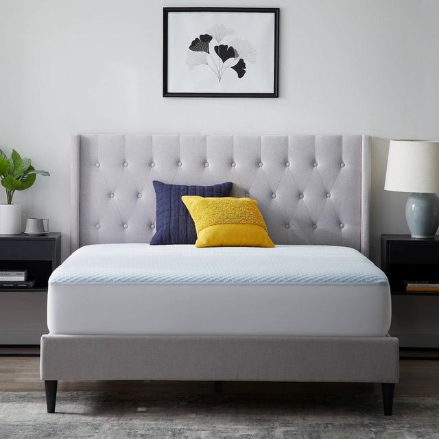 Weekender™ Cooling Split California King Mattress Protector-1