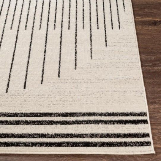 Surya Pisa 5'x7' Area Rug-1