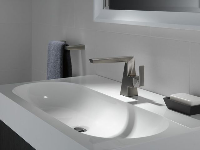 Delta Trillian™ Lumicoat® Black Stainless Single Handle Bathroom Faucet-2