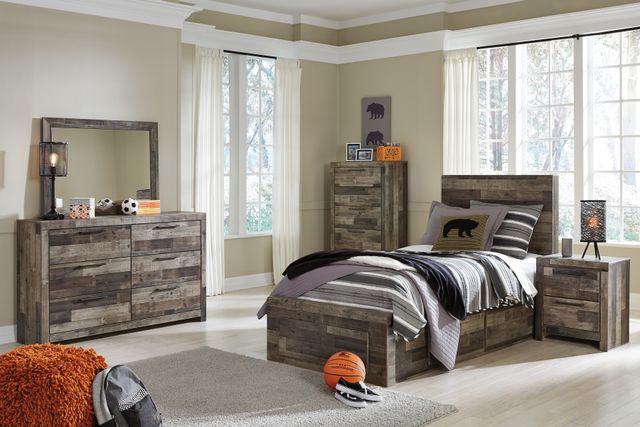 Benchcraft® Derekson Multi Gray Chest-3