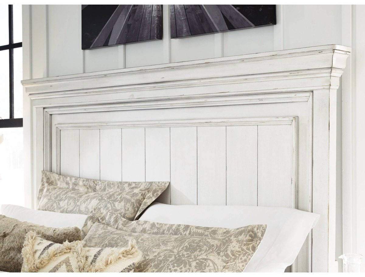 Benchcraft® Kanwyn Whitewash King Panel Bed | Furniture Loft