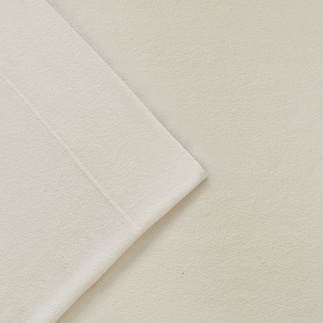 Olliix by Peak Performance Ivory Full 3M Scotchgard Micro Fleece Sheet Set-1