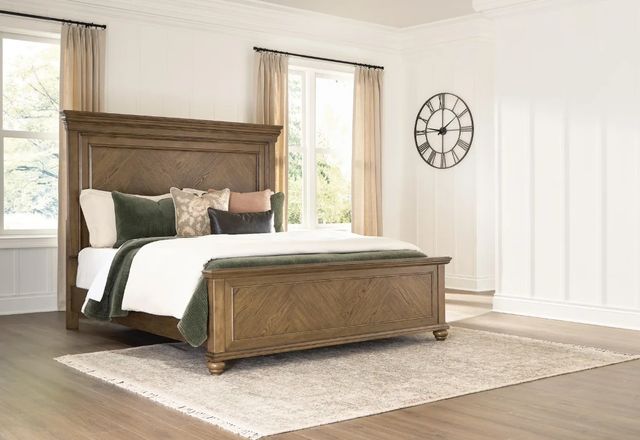 Signature Design by Ashley® Waynely Medium Brown King Panel Bed-1