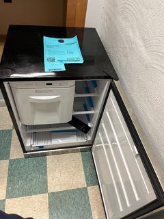 24 Inch Freestanding/Built-In Undercounter Refrigerator