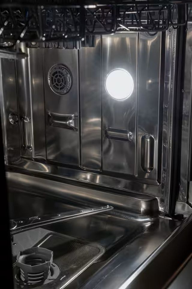 Bertazzoni 24" Stainless Steel Built-In Dishwasher with Full-Touch interface-3