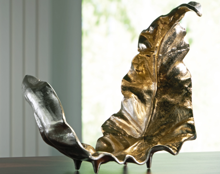Signature Design By Ashley Darinsen Sculpture