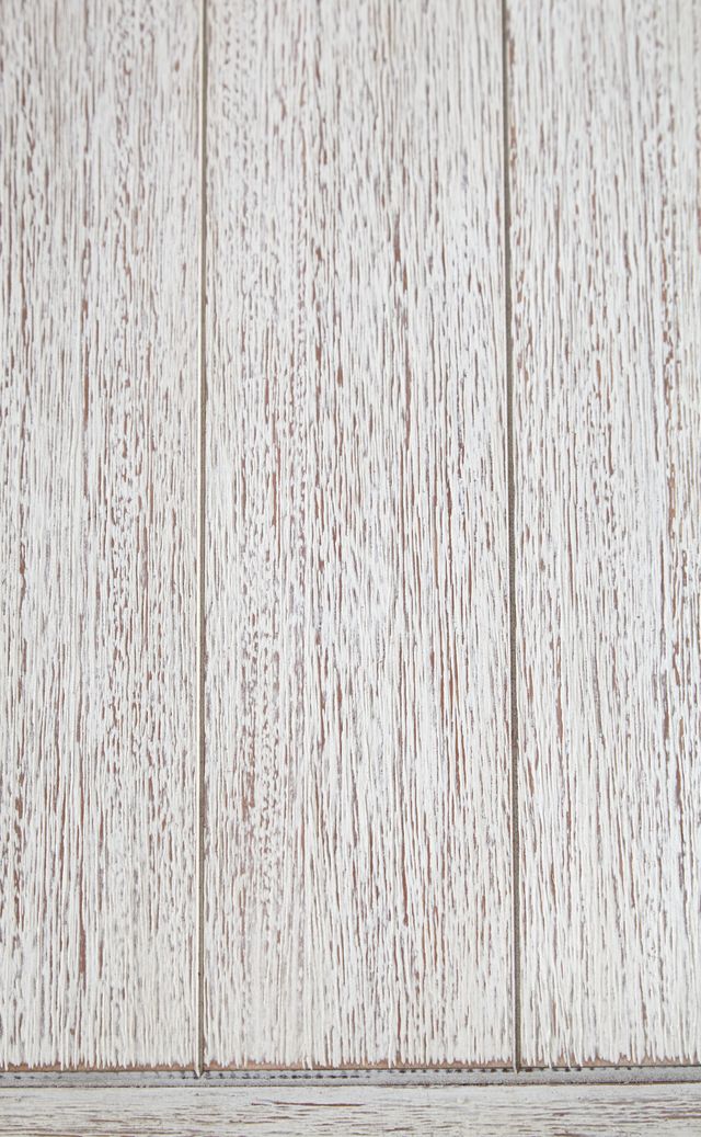 Signature Design by Ashley® Brashland White Bedroom Mirror-2