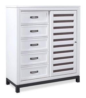 Click to view more images of the product.