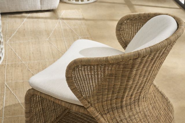 Universal Explore Home™ Oasis Nomad Snow/Woven Slimit Lounge Chair-3