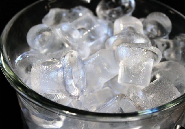 Perlick® ADA Compliant Series 15" 55 lb. Stainless Steel Clear Ice Maker-1
