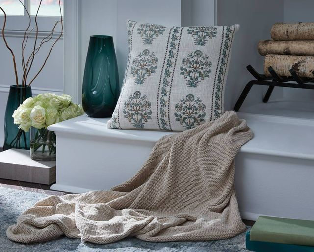 Signature Design by Ashley® Paulmour Brown/Green/Ivory Throw Pillow-3