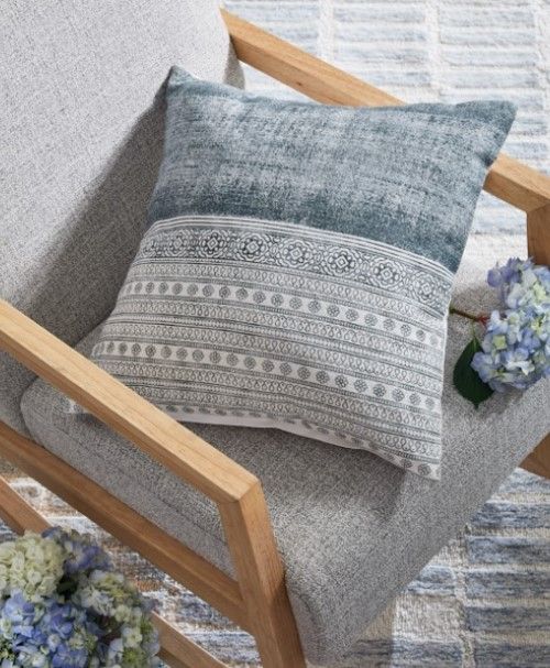 Signature Design by Ashley® Harperville Blue/White Throw Pillow-3