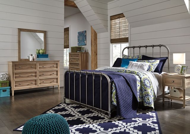 Signature Design by Ashley® Nashburg Silver Full Metal Bed-3