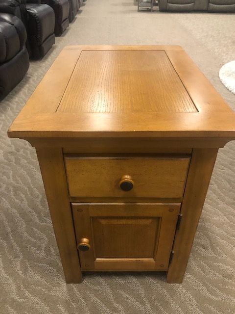 Chairside Cabinet-0