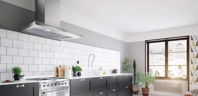 Elica Comfort Series Toblino 24" Stainless Steel Wall Mounted Range Hood-4