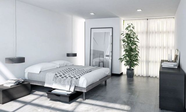 Beaudoin Customizable Reflexx 10" Queen Platform Bed-5