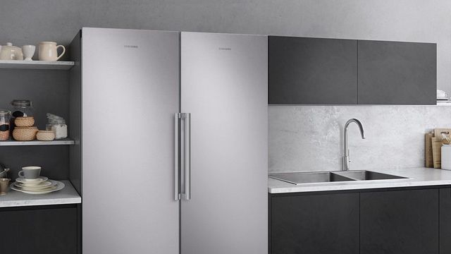 Samsung 11.4 Cu. Ft. Stainless Look Convertible Upright Freezer-9