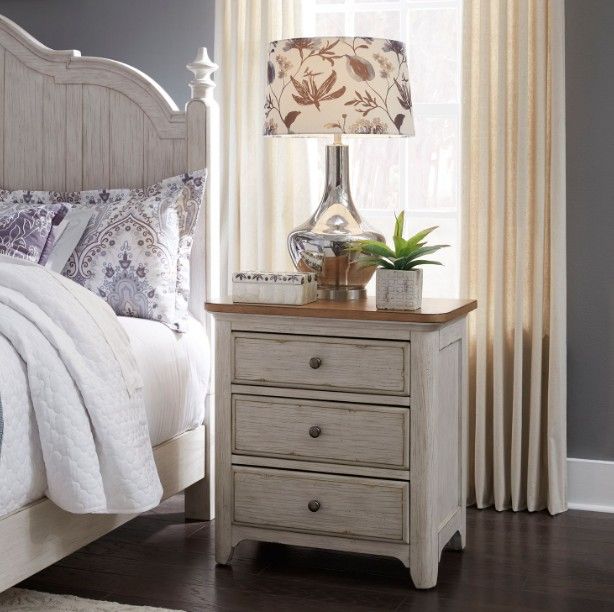 Liberty Furniture Farmhouse Reimagined Antique White/Chestnut Nightstand with Charging Station-1
