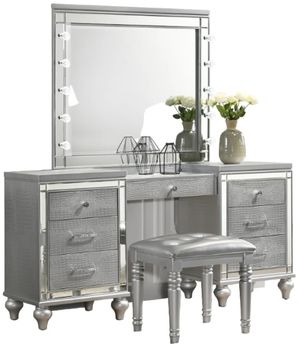 Click to view more images of the product.