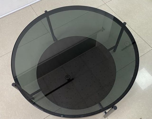 Riverside Furniture Felix Black Coffee Table with Brown Base-1