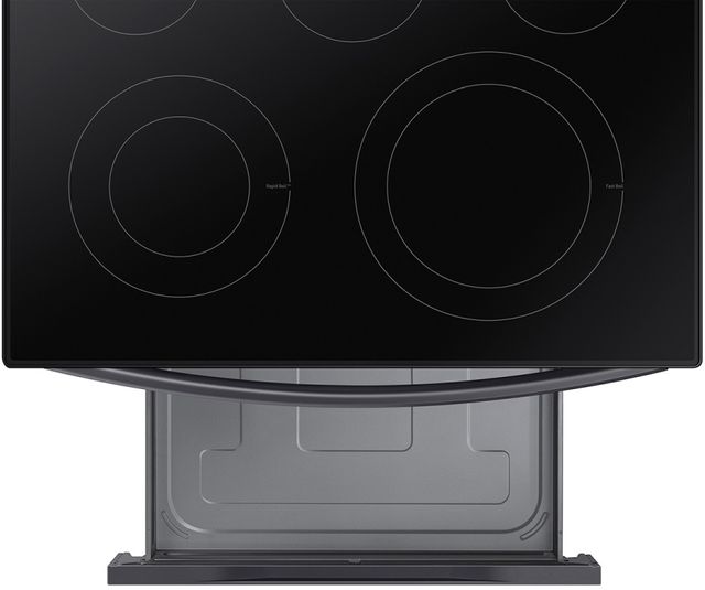 Samsung 30" Fingerprint Resistant Black Stainless Steel Smart Freestanding Electric Range-10