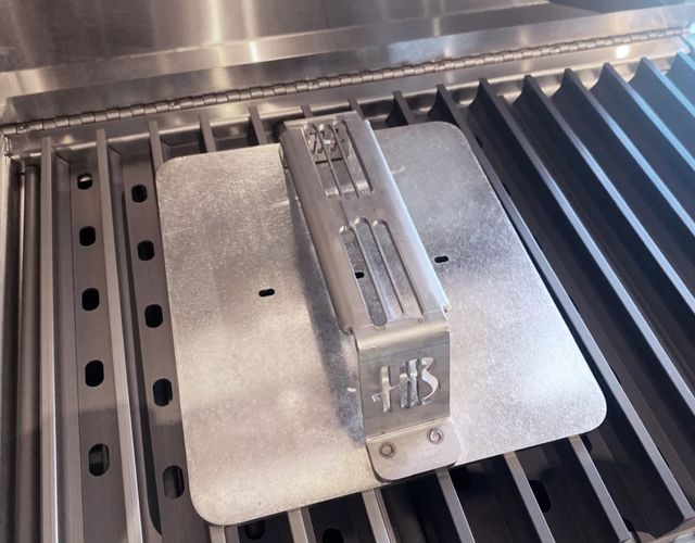 Hasty Bake 250 Pro 18" Stainless Steel Charcoal Freestanding Grill-4