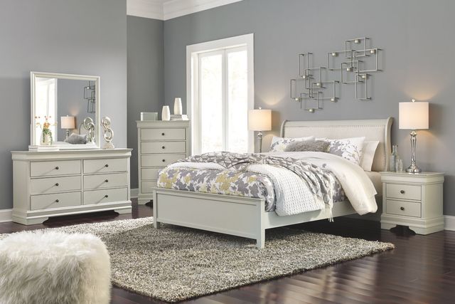 Signature Design by Ashley® Jorstad 2-Piece Gray King Sleigh Bed Set-3