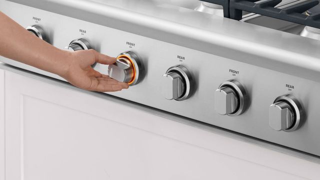 Fisher & Paykel Series 9 48" Stainless Steel Liquid Propane Rangetop-4