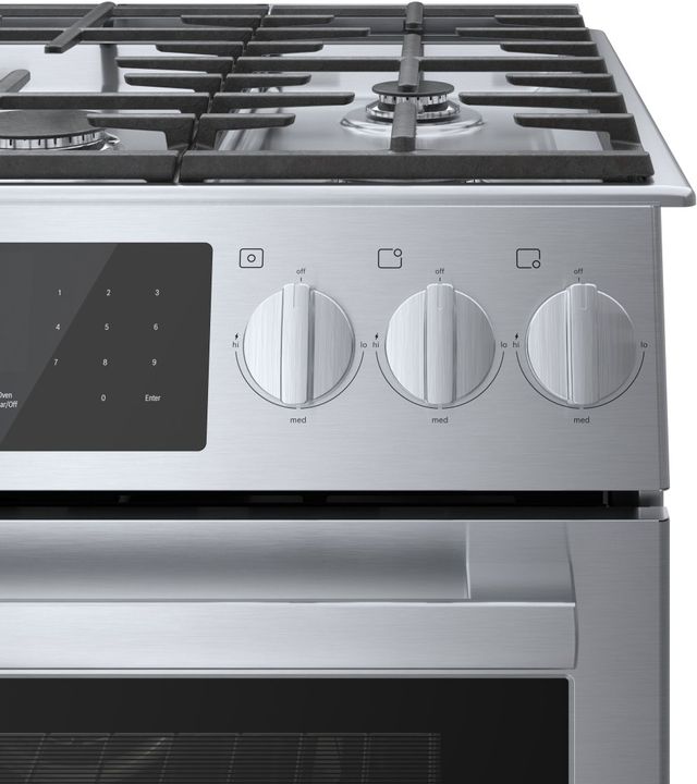 Bosch® 800 Series 30" Stainless Steel Slide In Gas Range-9