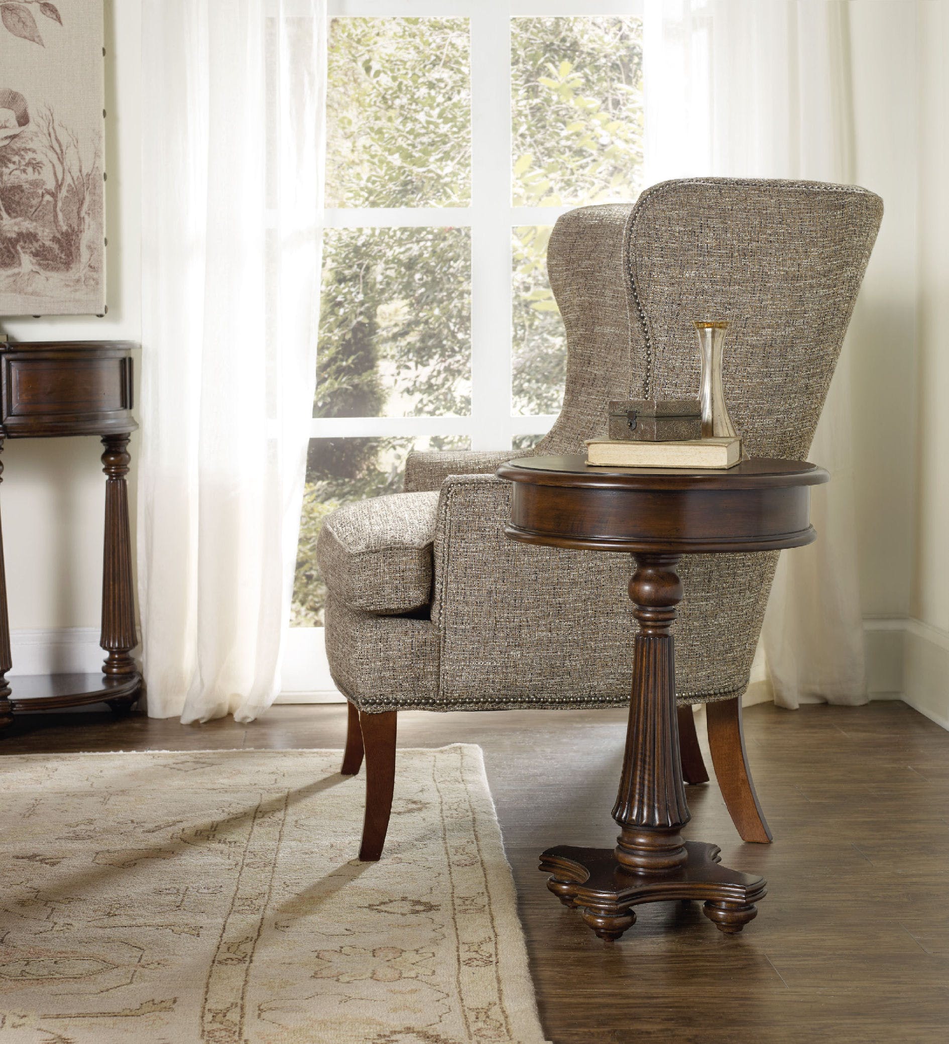 Hooker Furniture Leesburg Martini Table - Thumbnail 2