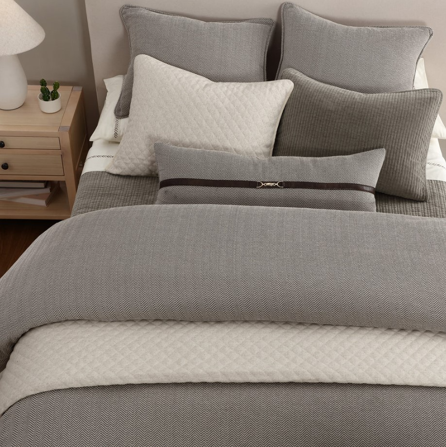 HiEnd Accents Chenille Herringbone Comforter