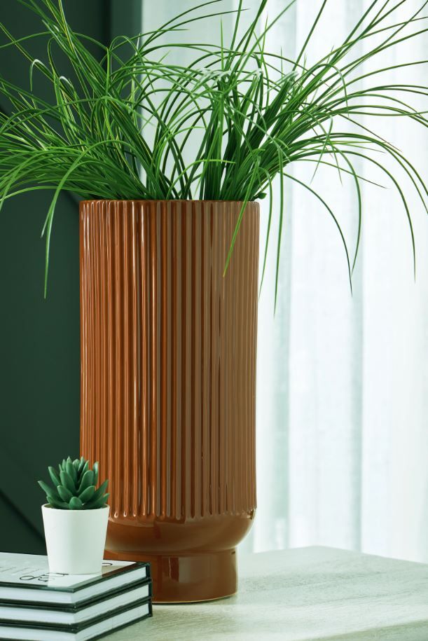 Signature Design by Ashley® Avalyah 2-Piece Burnt Umber Vase Set-2