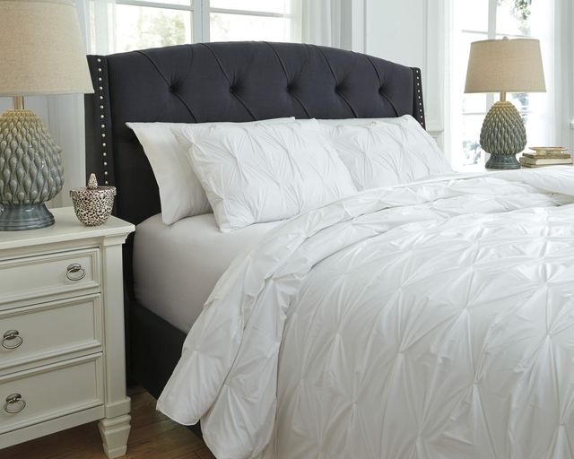 Signature Design by Ashley® Rimy 3-Piece White Queen Comforter Set-1