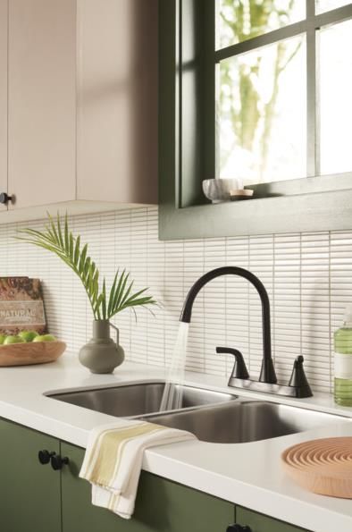 Peerless Parkwood® Matte Black 12" 2-Handle Kitchen Faucet -2
