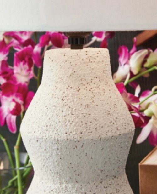 Signature Design by Ashley® Dawthorne Cream Table Lamp-1