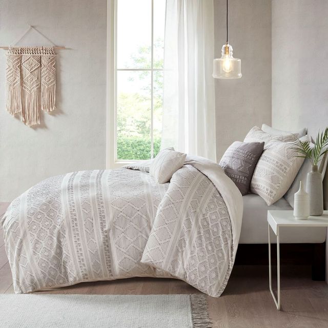 Olliix by Urban Habitat White/Grey King/California King Lizbeth 5 Piece Cotton Clip Jacquard Duvet Cover Set-4