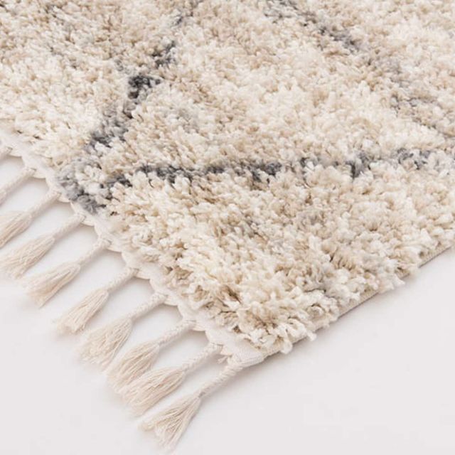 Signature Design by Ashley® Abdalah Gray/Cream 5'x7' Medium Area Rug-1