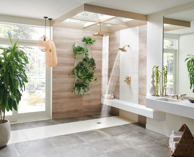 Brizo Essential™ rilliance® Luxe Gold® Linear Round Wall Mount Shower Arm and Flange-1